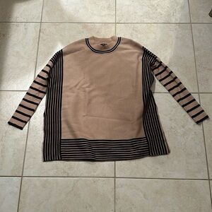 Frank Lyman Sweater